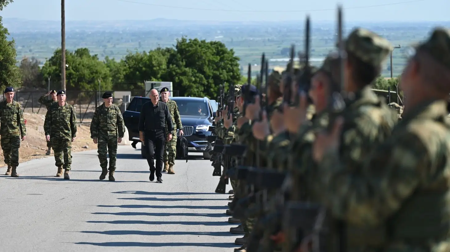 Αντιδράσεις για το νομοσχέδιο Δένδια: Εκνευρισμός στο ΥΠΕΘΑ για τη συγκέντρωση διαμαρτυρίας Στρατιωτικών