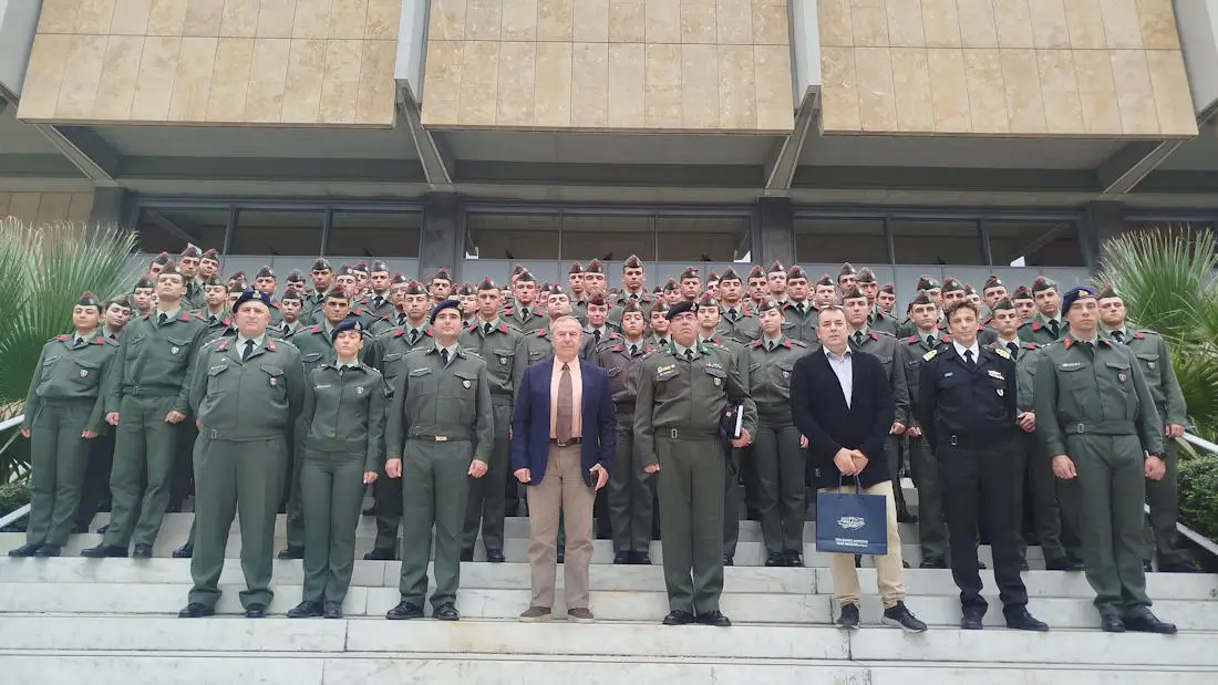 Ενημερωτική Επίσκεψη ΣΜΥ στο Πολεμικό Μουσείο (ΦΩΤΟ)