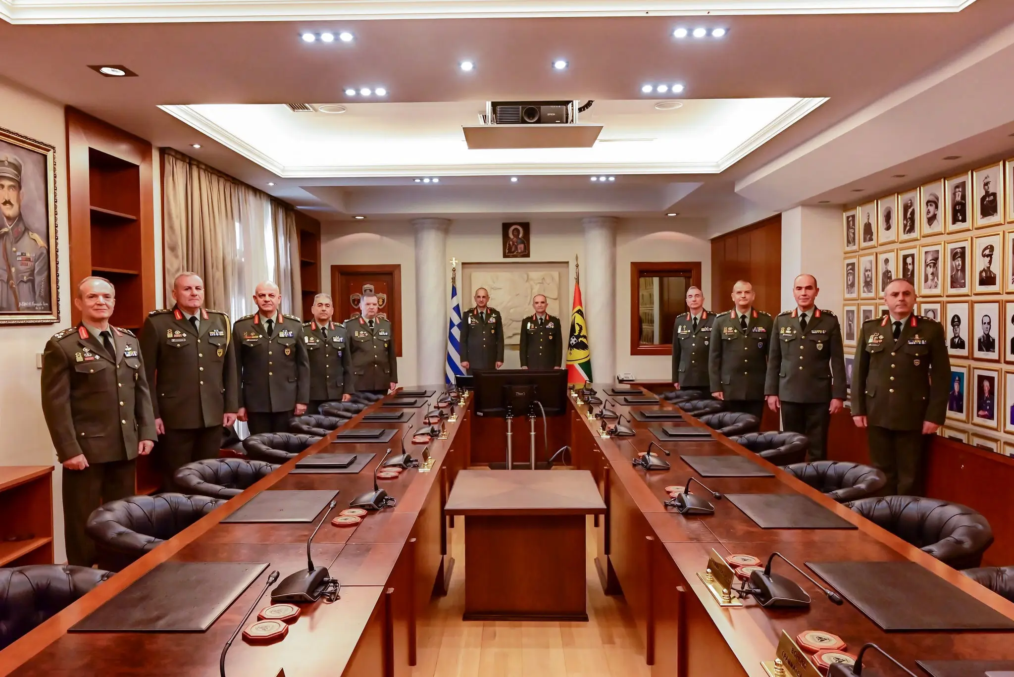 Αυτό είναι το νέο 10μελες ΑΣΣ – Το «παρών» έδωσε και ο A/ΓΕΕΘΑ (ΦΩΤΟ)