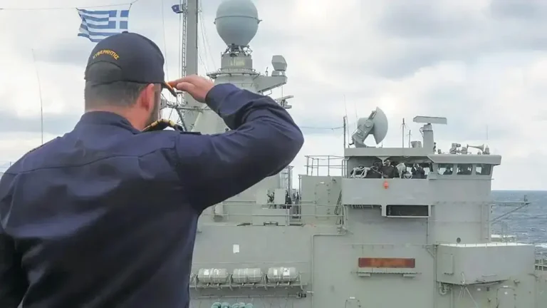 Ρεκόρ μαζικών παραιτήσεων και κατάρρευση στελέχωσης στις ΕΔ–Επιδείνωση κατάστασης με ψήφιση νόμου Δένδια (ΒΙΝΤΕΟ)