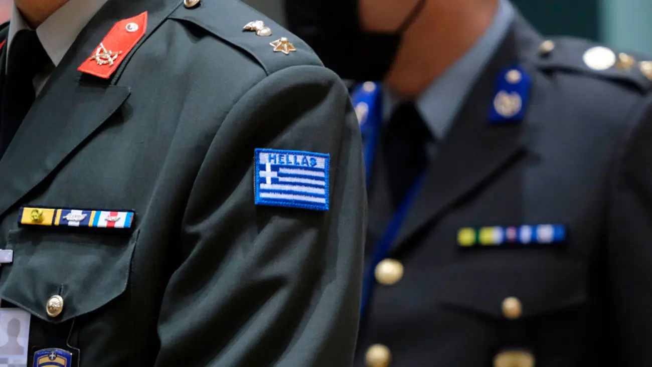 Νέα μέτρα 1,5 δισ. ευρώ: Τι κερδίζουν Στρατιωτικοί και Απόστρατοι – Ποιοι βλέπουν αύξηση από Δεκέμβριο